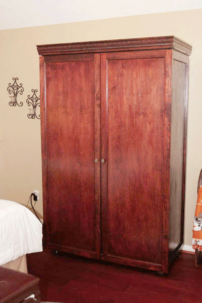 Knox Furniture Works jewelry armoire